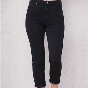 High Rise Cropped Jeans NWT